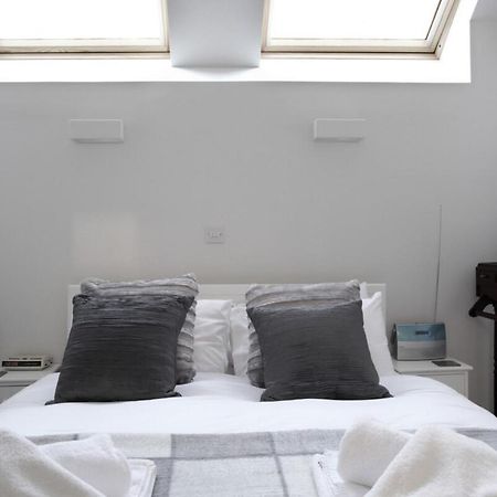 Quiet Ground Floor Mews Flat And Parking Apartment Edinburgh Exterior photo